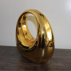 NWOT Gold Acrylic Handbag